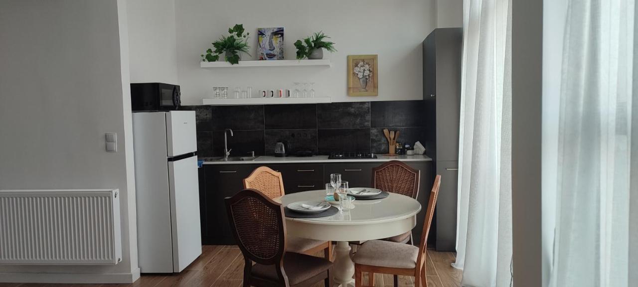 RomanticaTbiliszi Kültér fotó